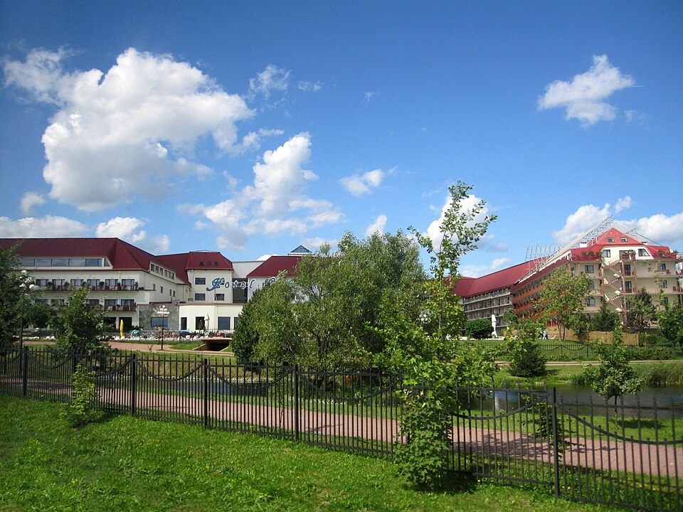 Hotel Gołębiewski – Mikołajki