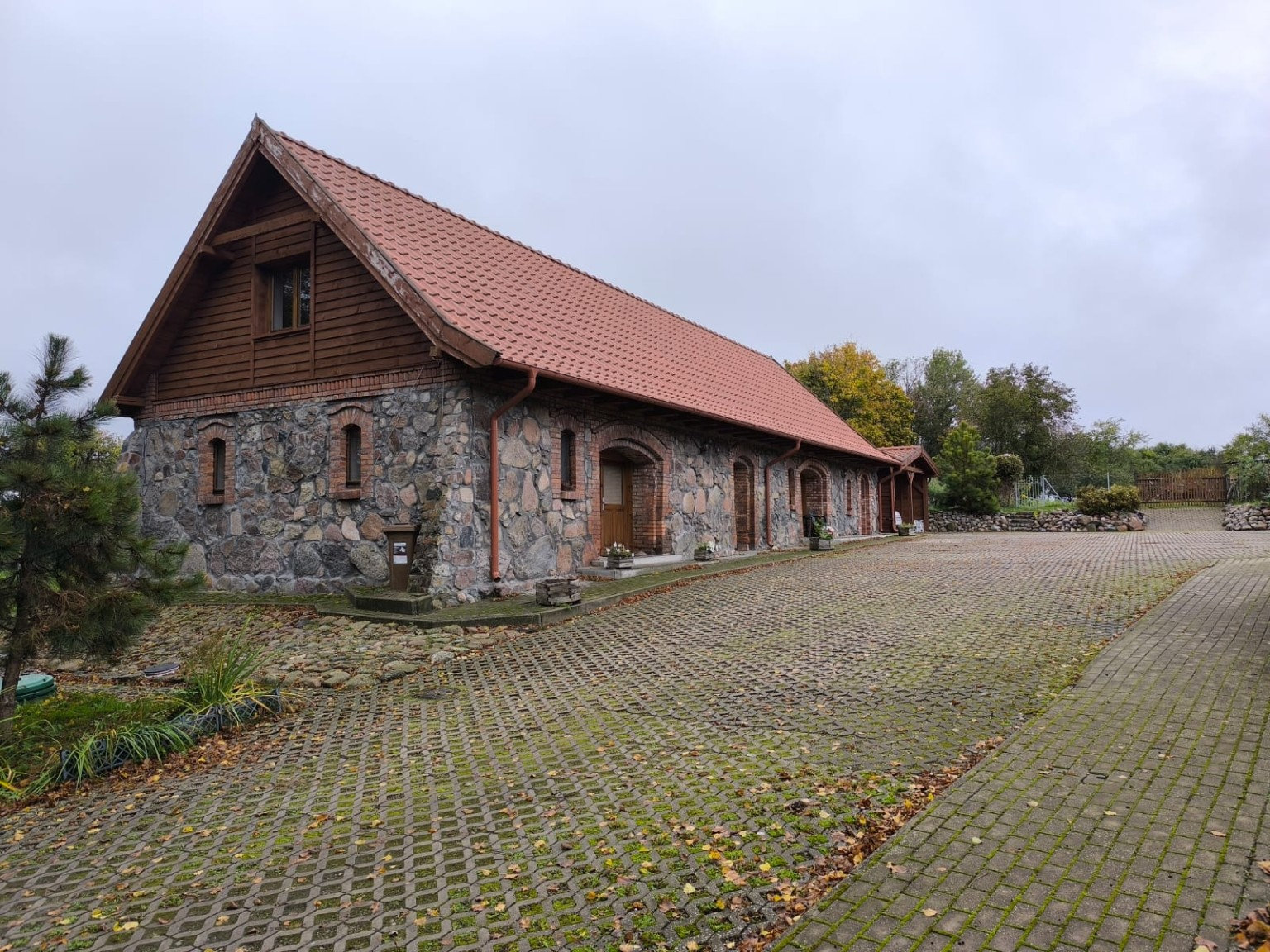 Hofgebäude – Außenansicht